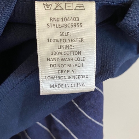 NWT J.O.A. Pinstripe Cold Shoulder Dress Small - Picture 7 of 12